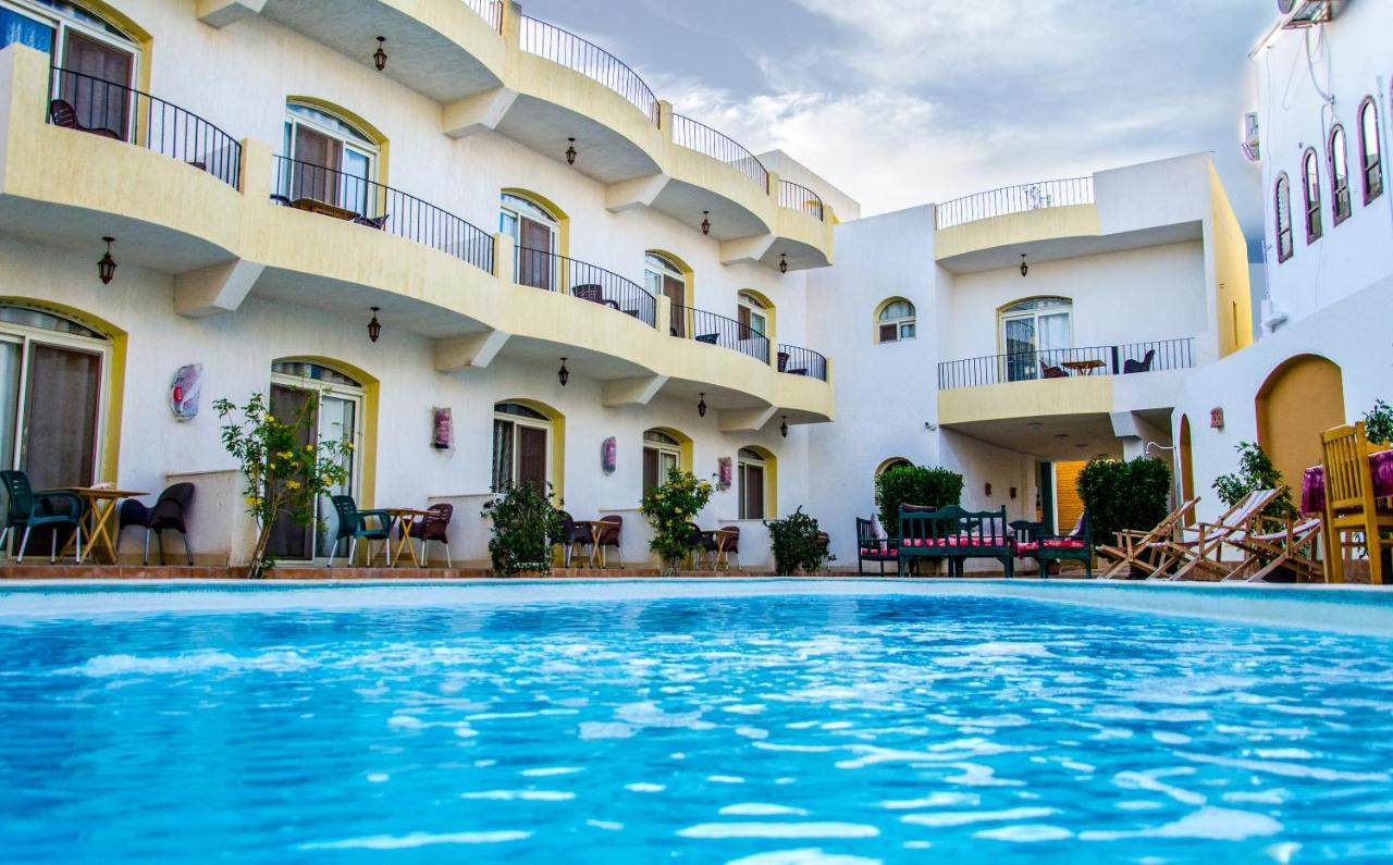 New Yalla Hotel Dahab Esterno foto