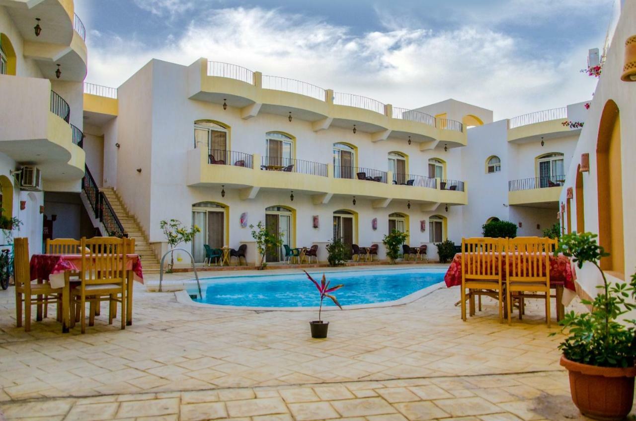 New Yalla Hotel Dahab Esterno foto