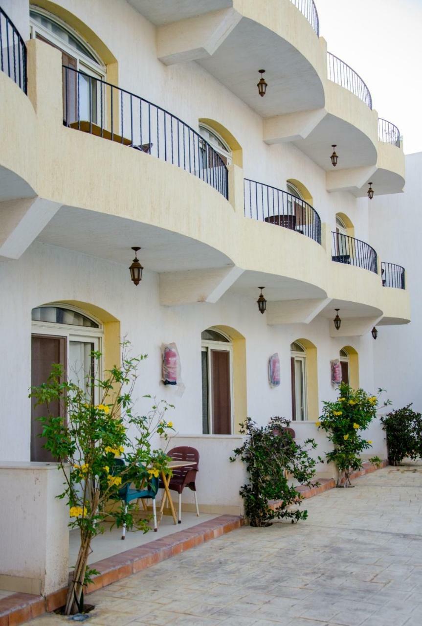 New Yalla Hotel Dahab Esterno foto